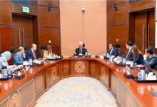 نائب رئيس الوزراء يبحث جهود تطوير الأداء بجهاز تنظيم إدارة المخلفات 