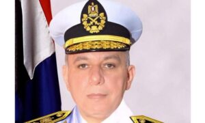 قائد القوات البحرية: قواتنا البحرية قادرة على مواجهه أى تحديات لحمايه الوطن