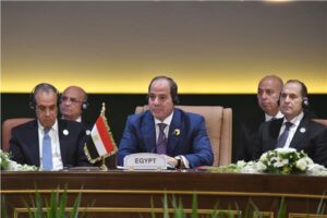 الرئيس عبدالفتاح السيسي: القطاع الخاص قاطرة التنمية في إفريقيا ومحرك أساسي للنمو الاقتصادي 